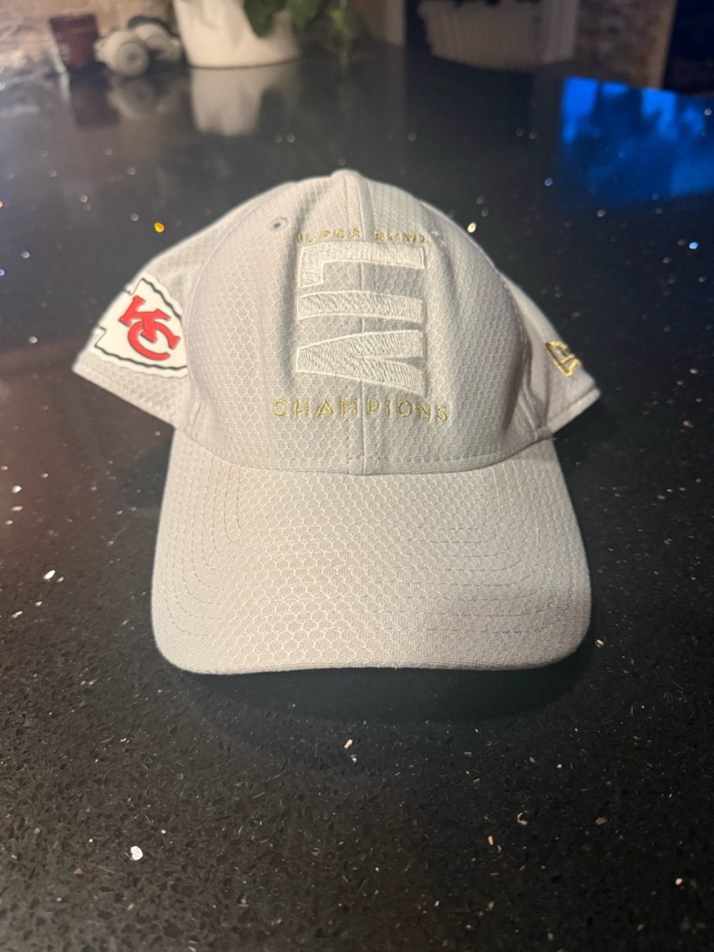 New Era White Kansas City Chiefs Champions Hat - Picture 2 of 7